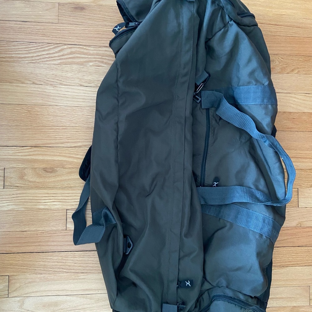 Camp Inn Duffel bag
